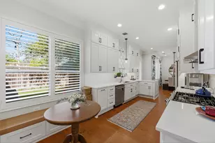 1621 Enfield Rd, Austin, TX 78703 - Photo 3