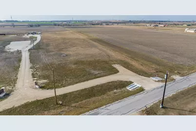 709 County Road 333, Granger, TX 76530 - Photo 7