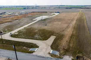 709 Co Rd 333, Granger, TX 76530 - Photo 1