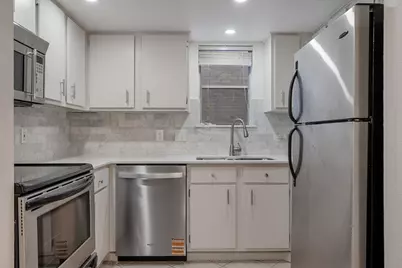 2104 Cullen Avenue #113, Austin, TX 78757 - Photo 9