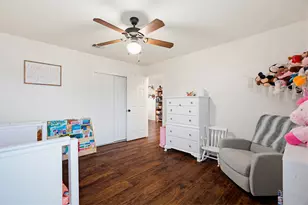 318 Liberty St, Hutto, TX 78634 - Photo 13