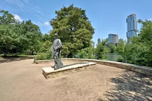 2402 Elmglen Dr, Austin, TX 78704 - Photo 37