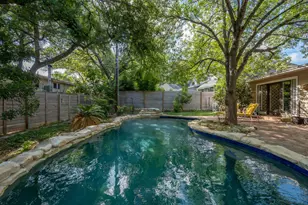 2402 Elmglen Dr, Austin, TX 78704 - Photo 21