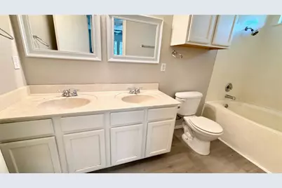 12333 Paloma Blanca Way, Del Valle, TX 78617 - Photo 13