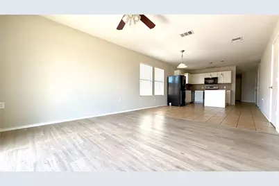 12333 Paloma Blanca Way, Del Valle, TX 78617 - Photo 9
