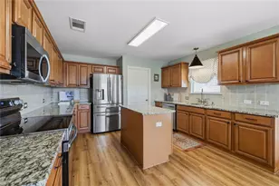 12301 Dwight Eisenhower St, Manor, TX 78653 - Photo 9