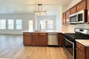 282 Black Cap Run, Buda, TX 78610 - Photo 5