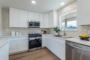 906 Fall Creek Dr, Austin, TX 78753 - Photo 5