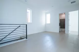 6825 Wolfcreek Pass, Austin, TX 78749 - Photo 17