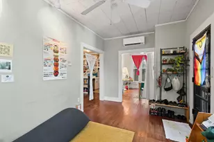 3404 1/2 Grooms St, Austin, TX 78705 - Photo 5