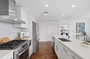 300 Bowie St, Austin, TX 78703 - Photo 9