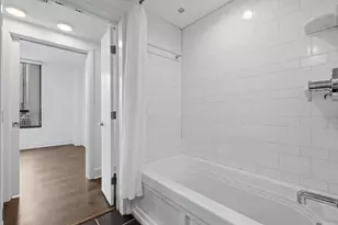 300 Bowie St, Austin, TX 78703 - Photo 29