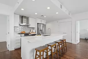 300 Bowie St, Austin, TX 78703 - Photo 13
