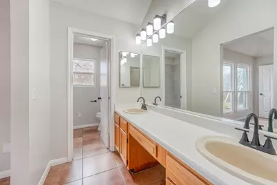 1002 Rambling Trail, Cedar Park, TX 78613 - Photo 17