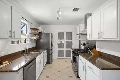 8804 Peppergrass Cove, Austin, TX 78745 - Photo 11