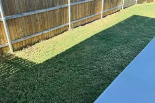 408 Bedford Falls Ln, Jarrell, TX 76537 - Photo 5