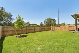 214 San Saba Dr, Buda, TX 78610 - Photo 35