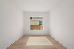 214 San Saba Dr, Buda, TX 78610 - Photo 7