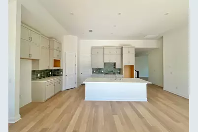 214 San Saba Drive, Buda, TX 78610 - Photo 5