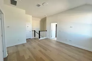 214 San Saba Dr, Buda, TX 78610 - Photo 9