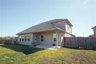 11800 Jamie Dr, Manor, TX 78653 - Photo 5