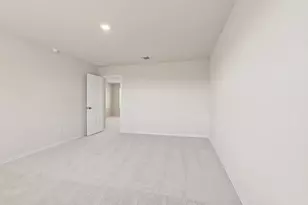 337 Sullivan Way, Elgin, TX 78621 - Photo 13