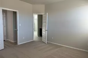 151 Bent Crk Ln, Georgetown, TX 78628 - Photo 5