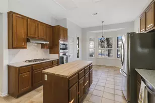 109 Sunflower St, Georgetown, TX 78633 - Photo 5