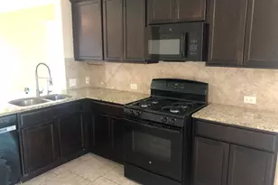 3505 Breckenridge Dr, Austin, TX 78744 - Photo 3