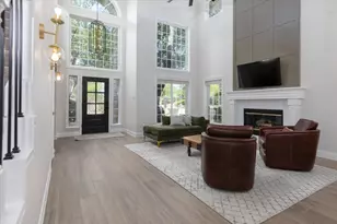 403 Golf Crest Ln, Lakeway, TX 78734 - Photo 3