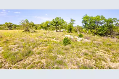 1610 Paradise Parkway, Canyon Lake, TX 78133 - Photo 9