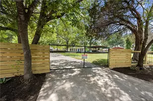 16301 E Lake Shore Dr, Austin, TX 78734 - Photo 5