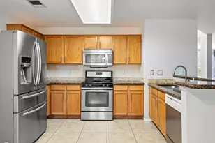 2028 Desco Dr, Austin, TX 78748 - Photo 9