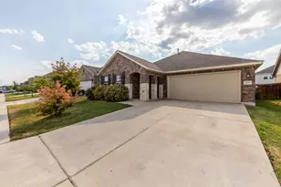 801 S San Marcos St, Manor, TX 78653 - Photo 19