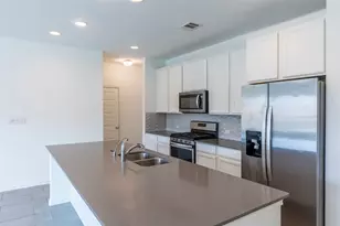 801 S San Marcos St, Manor, TX 78653 - Photo 5