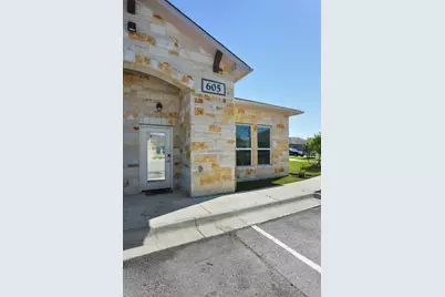 1101 Satellite View #605, Round Rock, TX 78665 - Photo 3