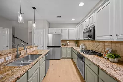 2823 Lantana Ridge Drive, Austin, TX 78732 - Photo 11