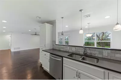 1909 Crooked Lane, Austin, TX 78741 - Photo 3