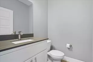 6902 Bennett Ave, Austin, TX 78752 - Photo 15