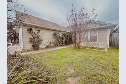 102 Flying Jib Court #B, Lakeway, TX 78734 - Photo 1