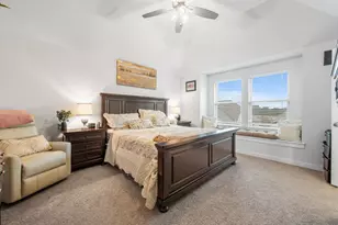 128 Three Oaks Ln, Georgetown, TX 78628 - Photo 25