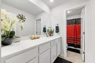 128 Three Oaks Ln, Georgetown, TX 78628 - Photo 31