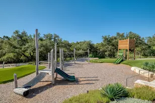 128 Three Oaks Ln, Georgetown, TX 78628 - Photo 35