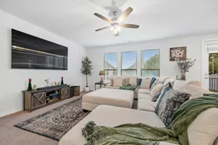 128 Three Oaks Ln, Georgetown, TX 78628 - Photo 7