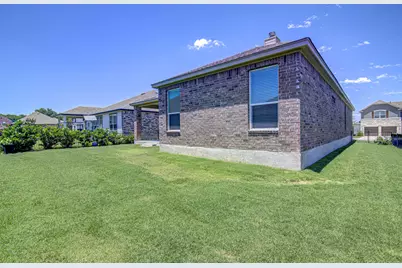 104 Kyndals Meadow Cove, Georgetown, TX 78628 - Photo 25