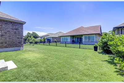 104 Kyndals Meadow Cove, Georgetown, TX 78628 - Photo 27