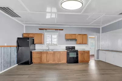 10001 Fm 1331, Taylor, TX 76574 - Photo 11