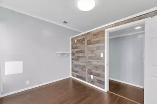 10001 Fm 1331, Taylor, TX 76574 - Photo 25