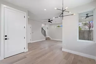 5200 Grover Ave, Austin, TX 78756 - Photo 9