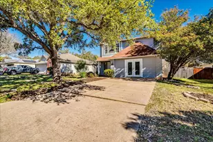 8328 Doe Meadow Dr, Austin, TX 78749 - Photo 5